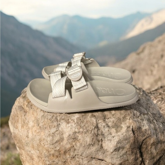 Chaco Women’s Stylish Cream Slide Sandals - Picture 5 of 11